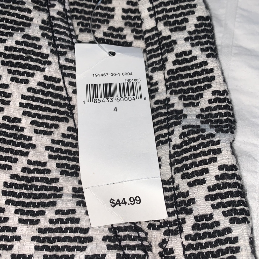 GAP shorts - Picture 7 of 10